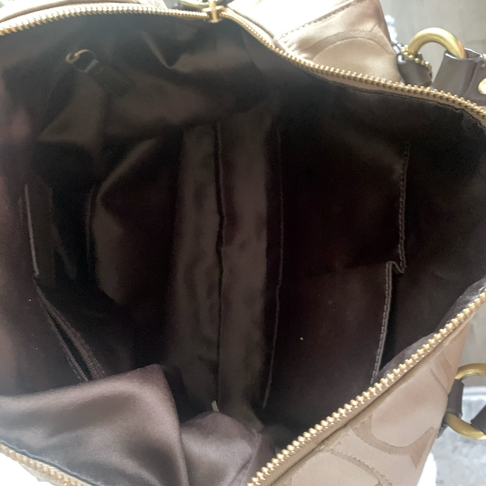Coach Purse - Picture 5 of 6
